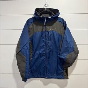 Columbia men's packable lightweight hooded wind/rain jacket size M
